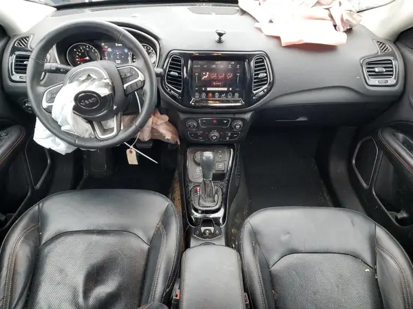 3C4NJDCB5JT397166 2018 JEEP COMPASS - Image 8