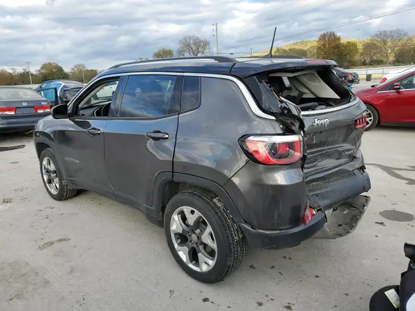 3C4NJDCB5JT397295 2018 JEEP COMPASS - Image 2