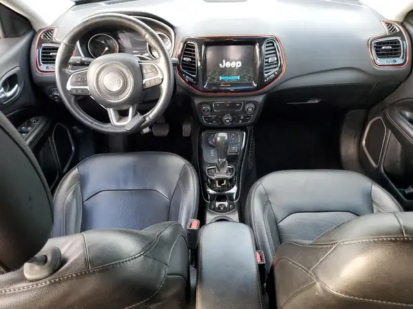3C4NJDCB5JT397295 2018 JEEP COMPASS - Image 8