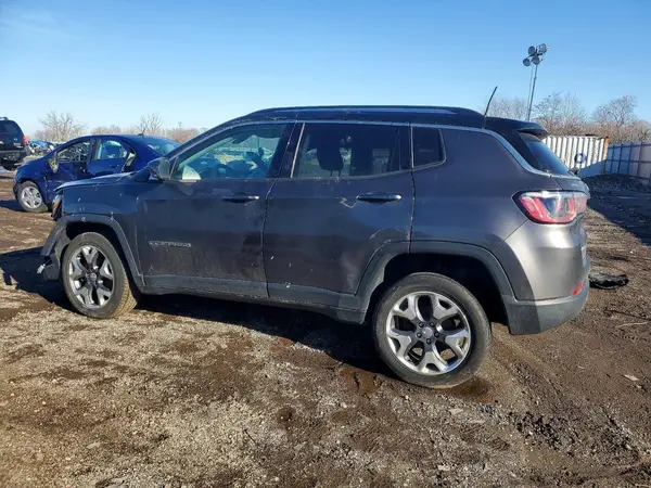 3C4NJDCB5JT397782 2018 JEEP COMPASS - Image 2