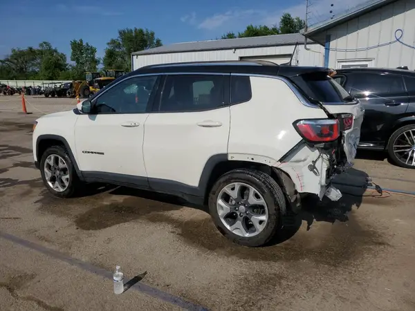 3C4NJDCB5JT397801 2018 JEEP COMPASS - Image 2