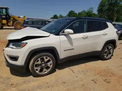 3C4NJDCB5JT399631 2018 JEEP COMPASS