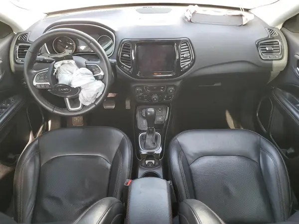 3C4NJDCB5JT440596 2018 JEEP COMPASS - Image 8