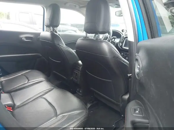 3C4NJDCB5JT456572 2018 JEEP COMPASS - Image 8
