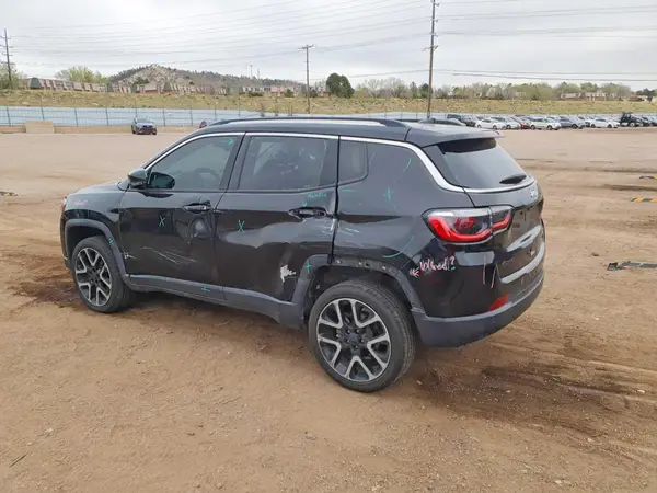 3C4NJDCB5JT483531 2018 JEEP COMPASS - Image 2