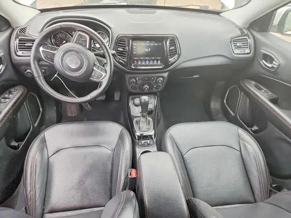 3C4NJDCB5KT601076 2019 JEEP COMPASS - Image 8