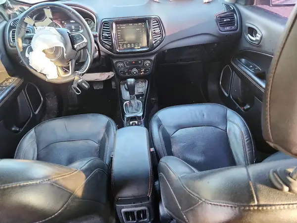 3C4NJDCB5KT601210 2019 JEEP COMPASS - Image 8