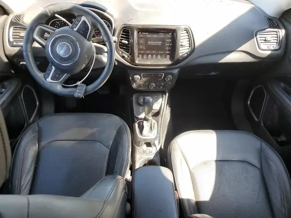 3C4NJDCB5KT641769 2019 JEEP COMPASS - Image 8