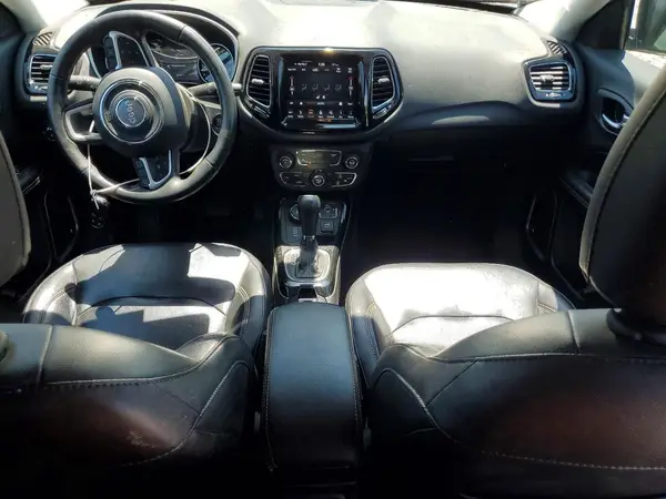 3C4NJDCB5KT646146 2019 JEEP COMPASS - Image 8