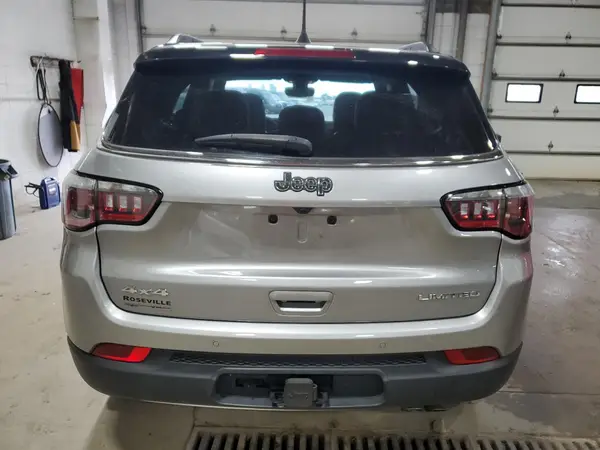 2019 JEEP COMPASS auction photo 6