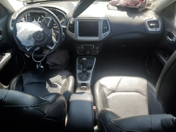 3C4NJDCB5KT675503 2019 JEEP COMPASS - Image 8