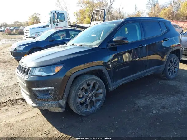 3C4NJDCB5KT712095 2019 JEEP COMPASS - Image 2