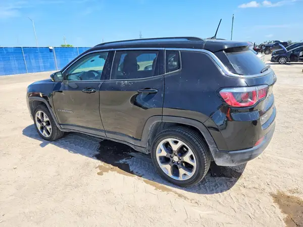 3C4NJDCB5KT767002 2019 JEEP COMPASS - Image 2