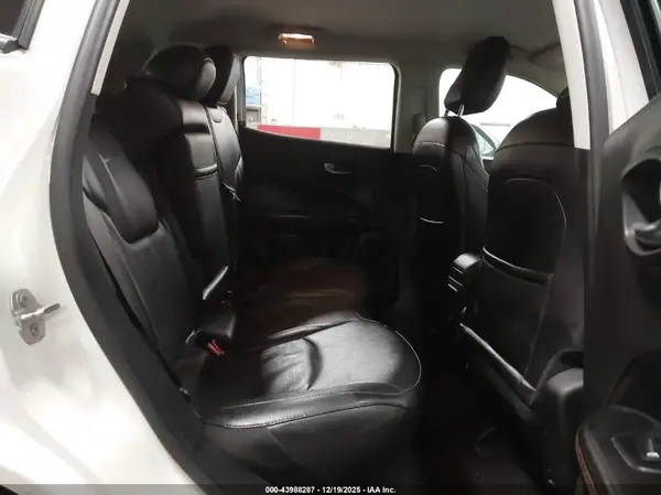 3C4NJDCB5KT791154 2019 JEEP COMPASS - Image 8