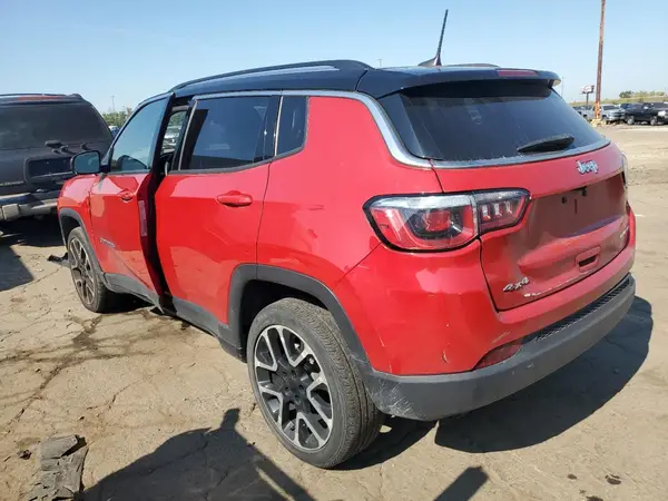 3C4NJDCB5KT818157 2019 JEEP COMPASS - Image 2