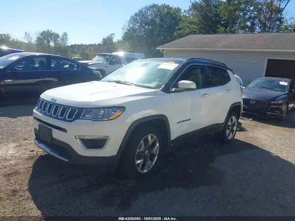 3C4NJDCB5KT827375 2019 JEEP COMPASS - Image 2