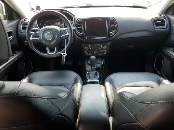 3C4NJDCB5KT827537 2019 JEEP COMPASS - Image 8