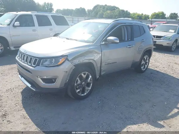 3C4NJDCB5KT854737 2019 JEEP COMPASS - Image 2