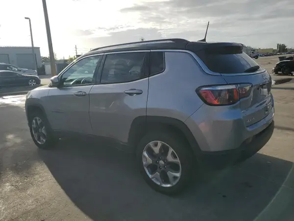 3C4NJDCB5LT137966 2020 JEEP COMPASS - Image 2
