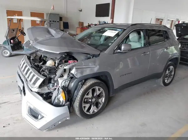 3C4NJDCB5LT155965 2020 JEEP COMPASS - Image 2