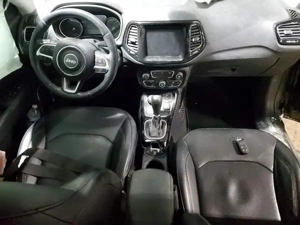 3C4NJDCB5LT160812 2020 JEEP COMPASS - Image 8