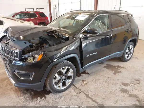 3C4NJDCB5LT164004 2020 JEEP COMPASS - Image 2