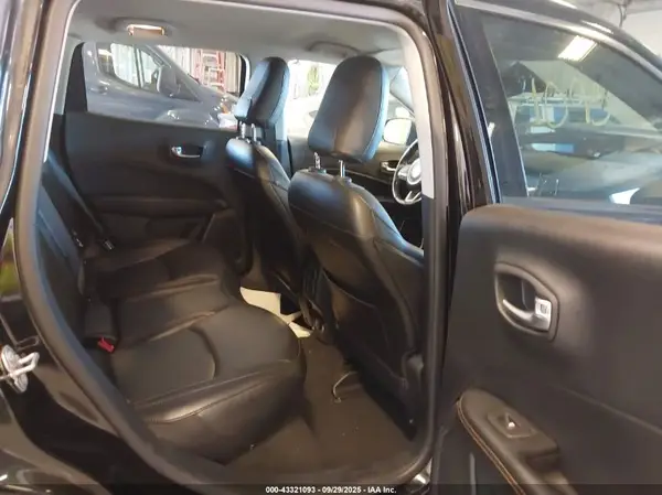 3C4NJDCB5LT164004 2020 JEEP COMPASS - Image 8