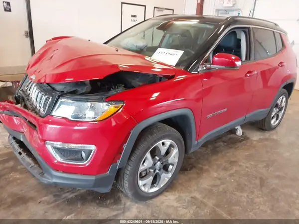 3C4NJDCB5LT238828 2020 JEEP COMPASS - Image 2