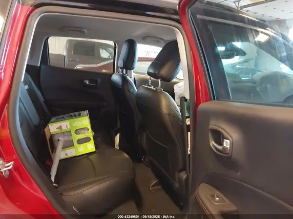 3C4NJDCB5LT238828 2020 JEEP COMPASS - Image 8