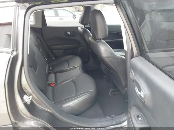 3C4NJDCB5MT521750 2021 JEEP COMPASS - Image 8