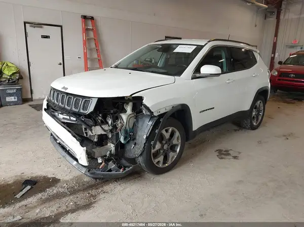 3C4NJDCB5MT527645 2021 JEEP COMPASS - Image 2