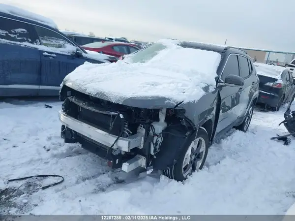 3C4NJDCB5MT568440 2021 JEEP COMPASS - Image 2