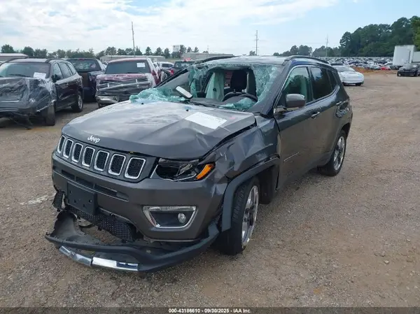 3C4NJDCB5MT569796 2021 JEEP COMPASS - Image 2