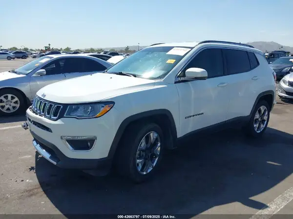 3C4NJDCB5MT590423 2021 JEEP COMPASS - Image 2