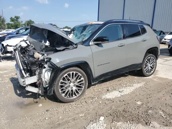 3C4NJDCB5NT106185 2022 JEEP COMPASS - Image 1