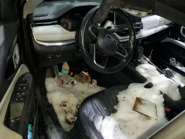 3C4NJDCB5NT110172 2022 JEEP COMPASS - Image 8