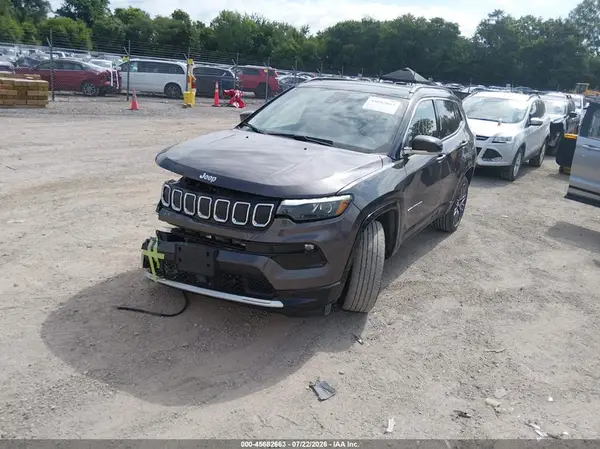 3C4NJDCB5NT118367 2022 JEEP COMPASS - Image 2