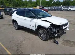 3C4NJDCB5NT126596 2022 JEEP COMPASS