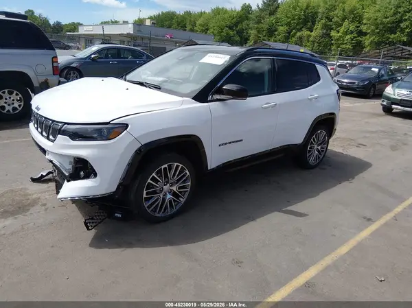 3C4NJDCB5NT126596 2022 JEEP COMPASS - Image 2
