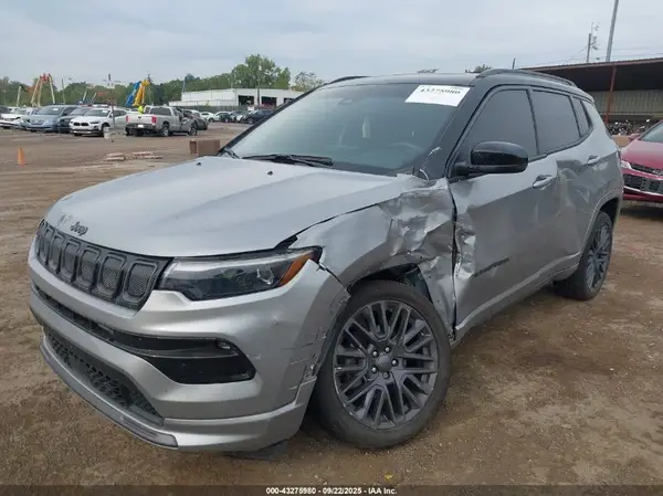 3C4NJDCB5NT140708 2022 JEEP COMPASS - Image 2