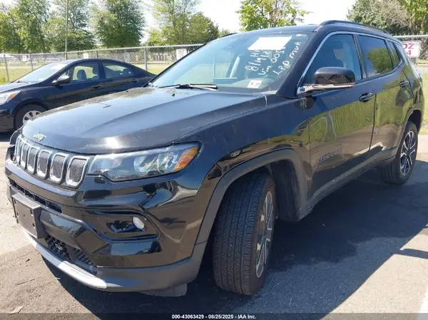 3C4NJDCB5NT150056 2022 JEEP COMPASS - Image 2