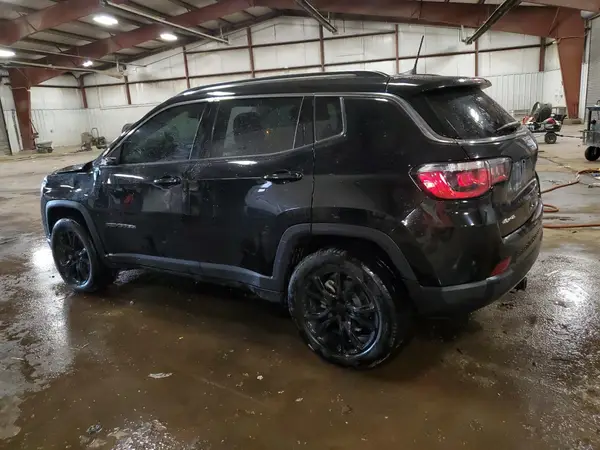 3C4NJDCB5NT152728 2022 JEEP COMPASS - Image 2