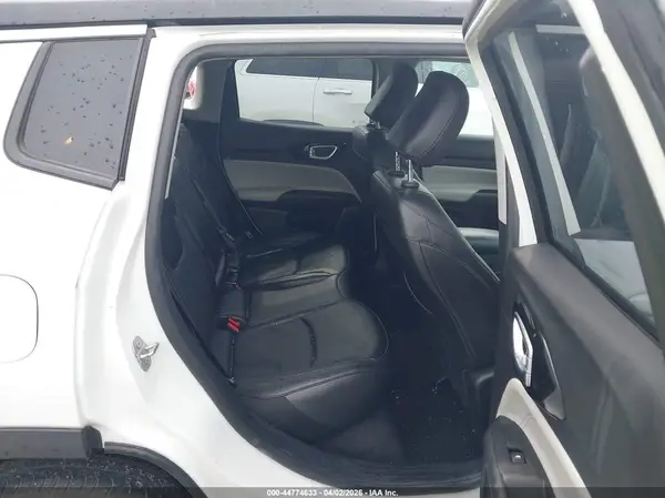 3C4NJDCB5NT160876 2022 JEEP COMPASS - Image 8