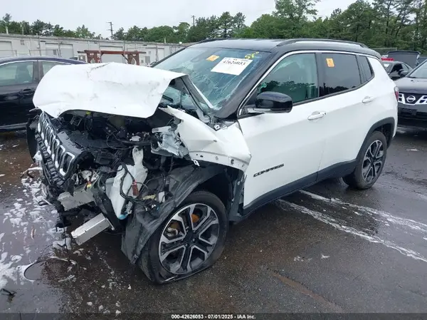 3C4NJDCB5NT185115 2022 JEEP COMPASS - Image 2