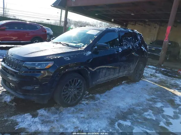 3C4NJDCB5NT226035 2022 JEEP COMPASS - Image 2
