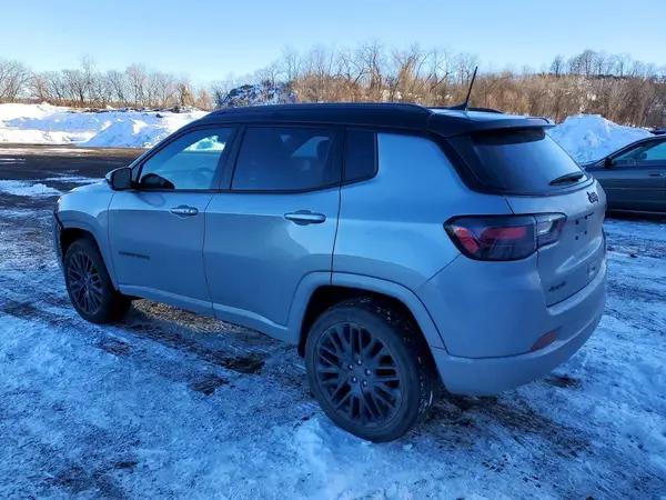 3C4NJDCB5NT228075 2022 JEEP COMPASS - Image 2