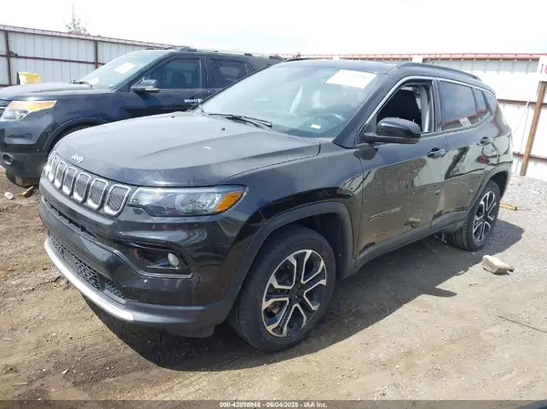 3C4NJDCB5NT232305 2022 JEEP COMPASS - Image 2