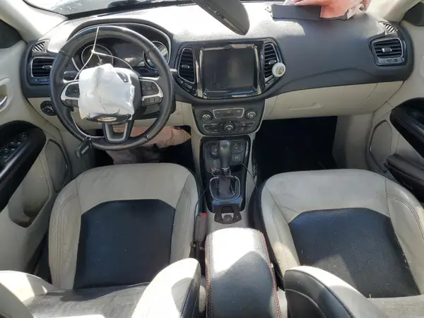3C4NJDCB6HT620664 2017 JEEP COMPASS - Image 8