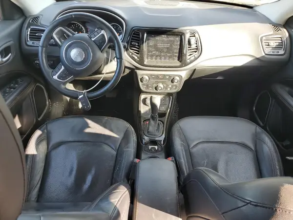 3C4NJDCB6JT104472 2018 JEEP COMPASS - Image 8