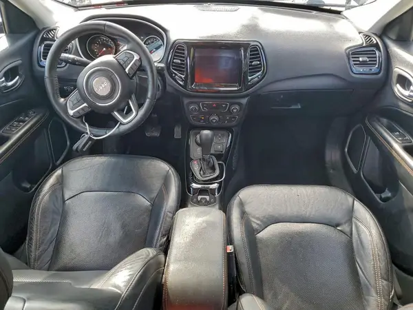 3C4NJDCB6JT116184 2018 JEEP COMPASS - Image 8